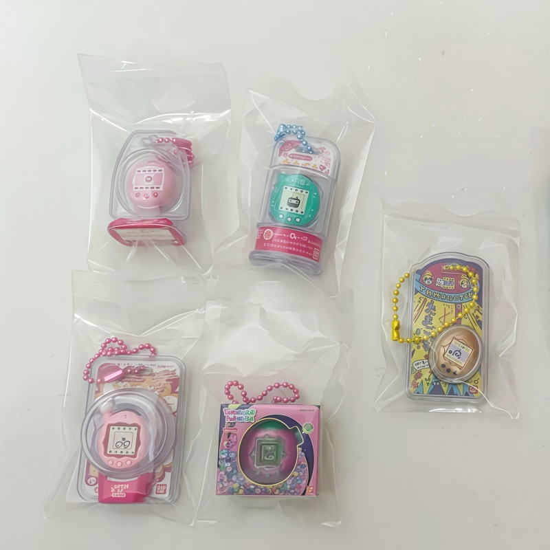 在庫あり バンダイ たまごっち 電子ペット かわいいキーホル - Bandai Model Tamagotchi のレビューと価格