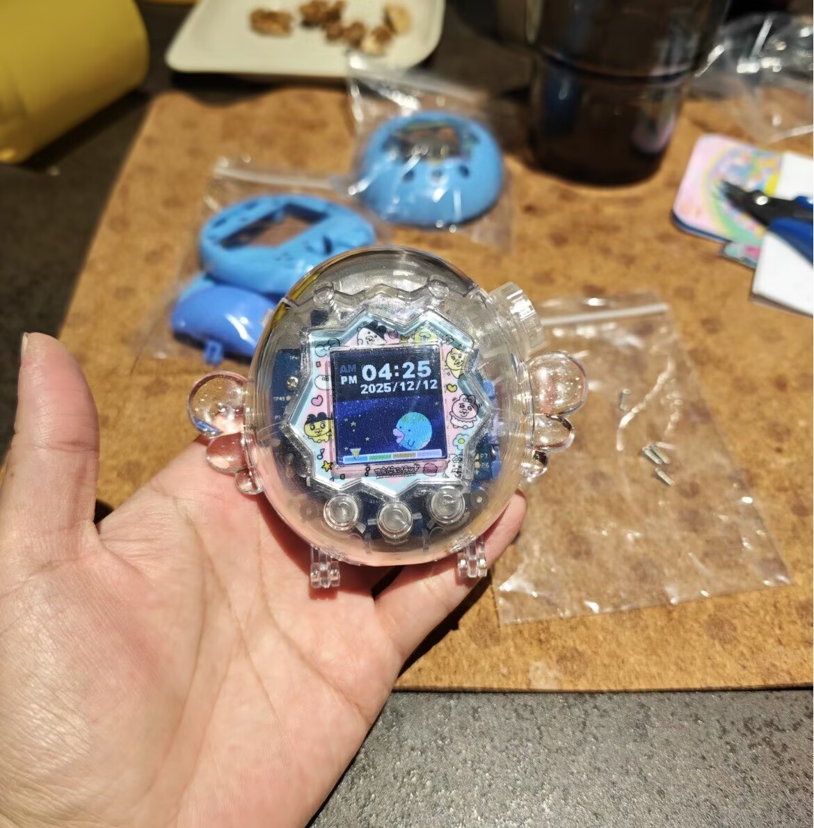 たまごっちパラダイス用ファンタジーウィングスタイルケース - - Bandai Model Tamagotchi のレビューと価格